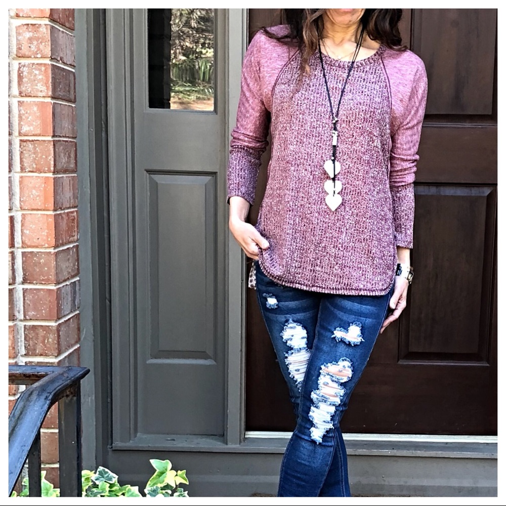 ✨LAST ONE ✨Burgundy ribbed floral back top - Picture 5 of 7